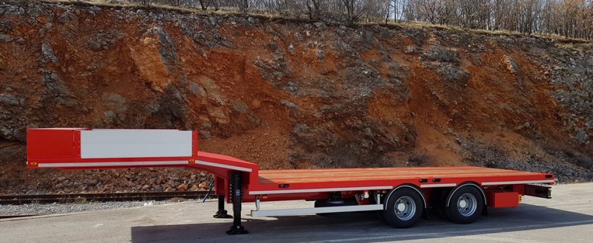 Tandem poluprikolica za Elektromontažu Srbije