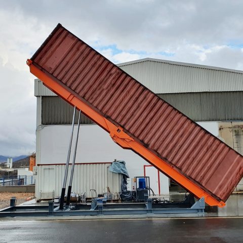 STACIONARNI NAGIBNI UREĐAJ ZA KONTEJNERE